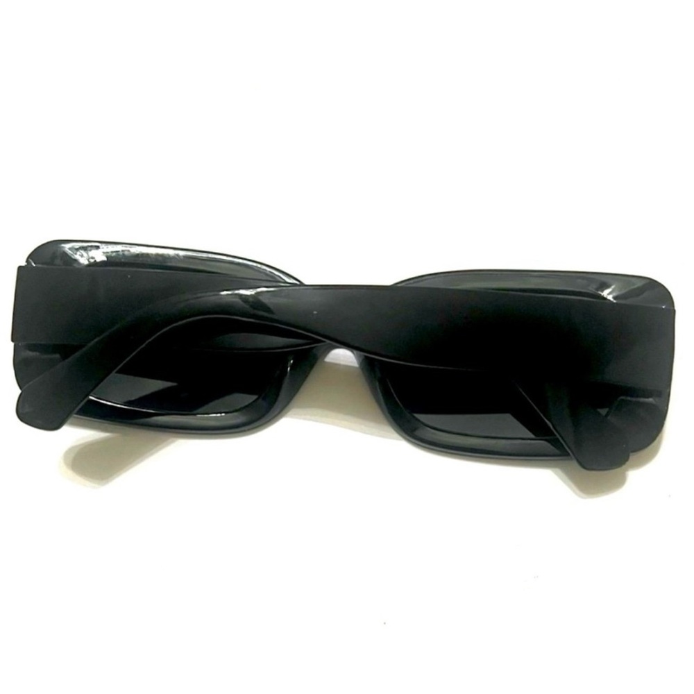 🔥🔥🆕Chic Black Rectangular Sunglasses - Picture 7 of 9